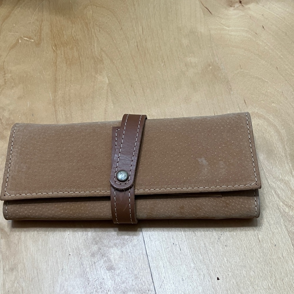 EUC LIGHT TAN  BROWN Suede Leather Fine Jewelry Travel Case‎